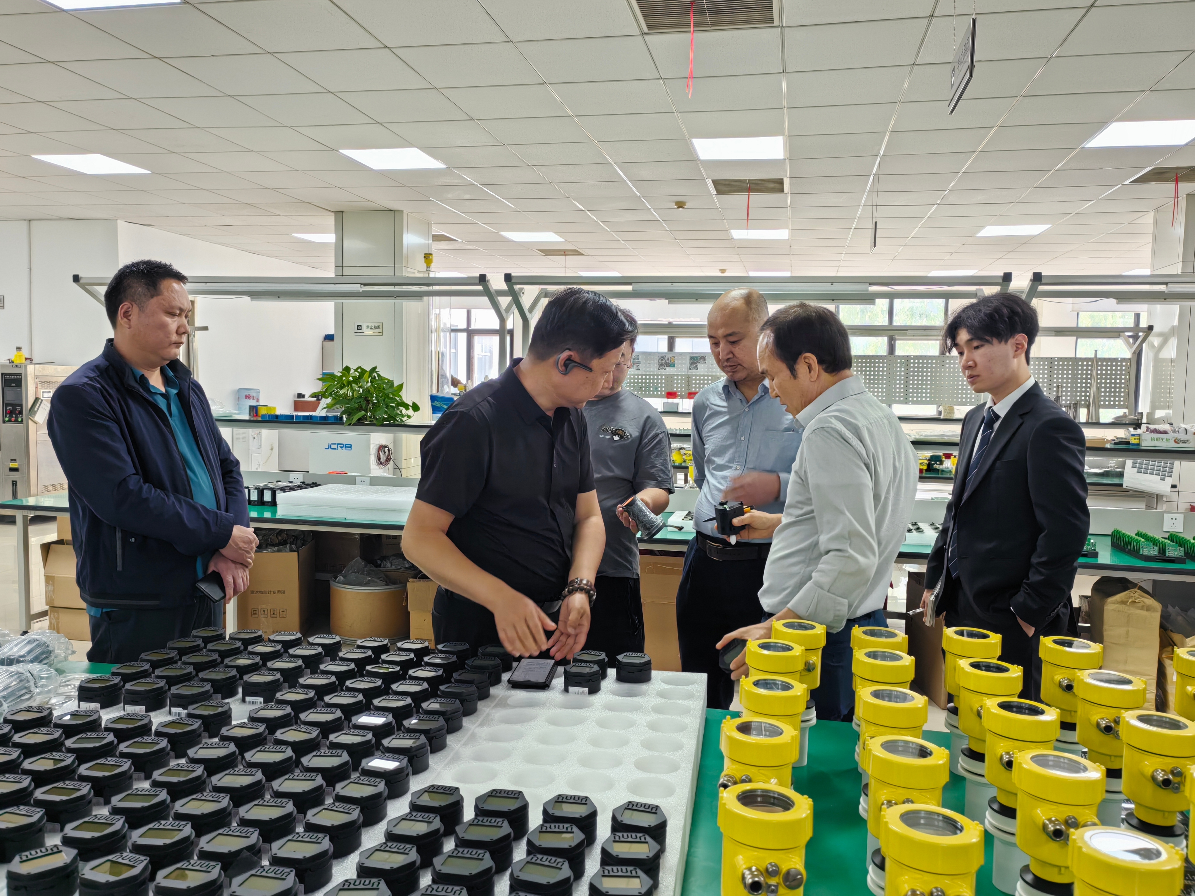 韓國客戶到訪北京精誠瑞博 開展技術(shù)交流與車間考察 韓國客戶到訪北京精誠瑞博 開展技術(shù)交流與車間考察
