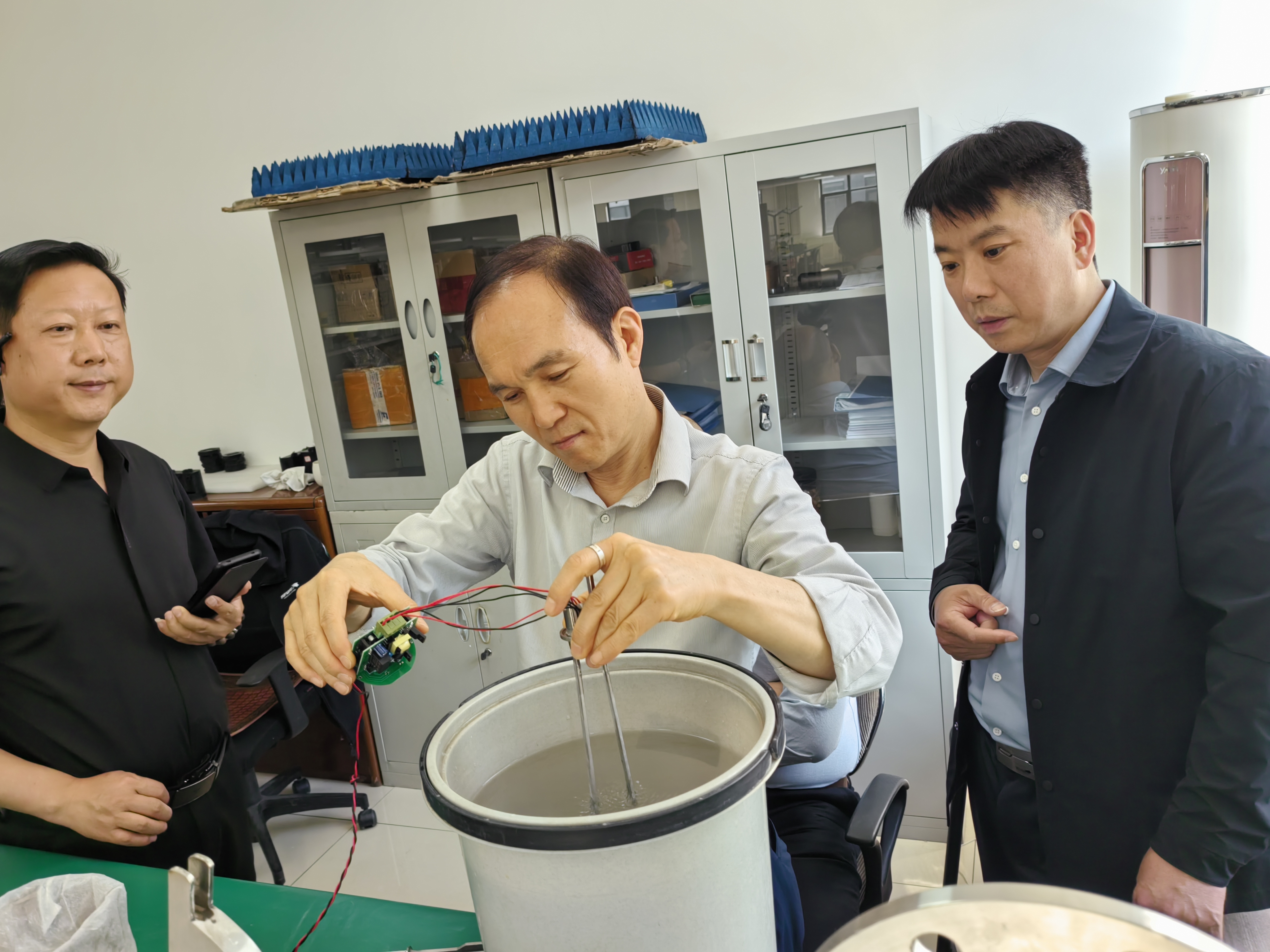 韓國客戶到訪北京精誠瑞博 開展技術(shù)交流與車間考察 韓國客戶到訪北京精誠瑞博 開展技術(shù)交流與車間考察
